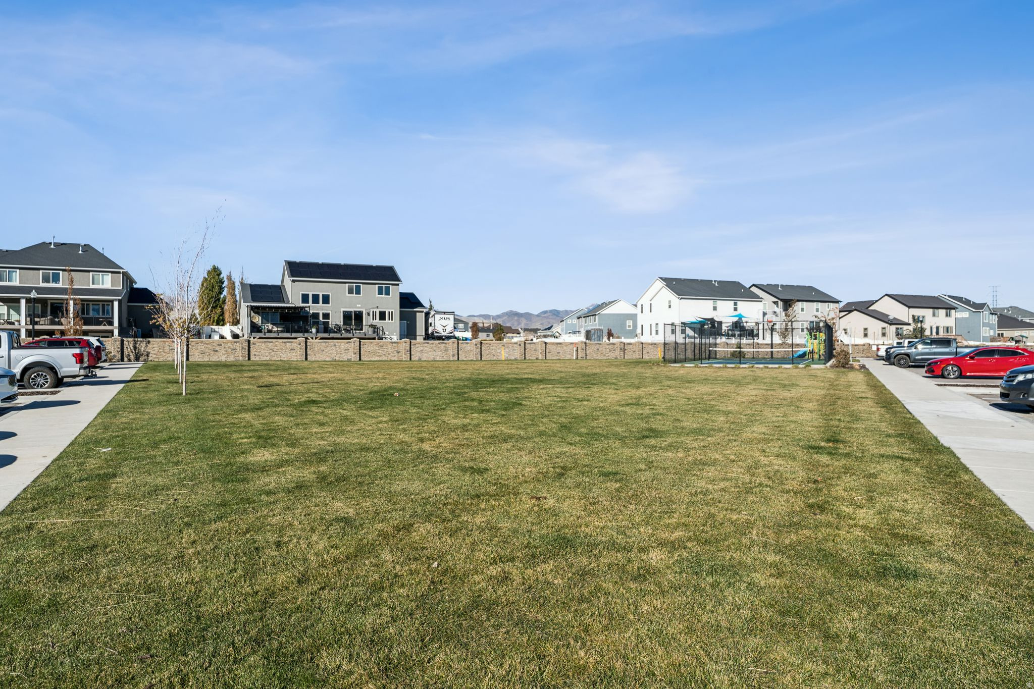 PARKSIDE - Residential