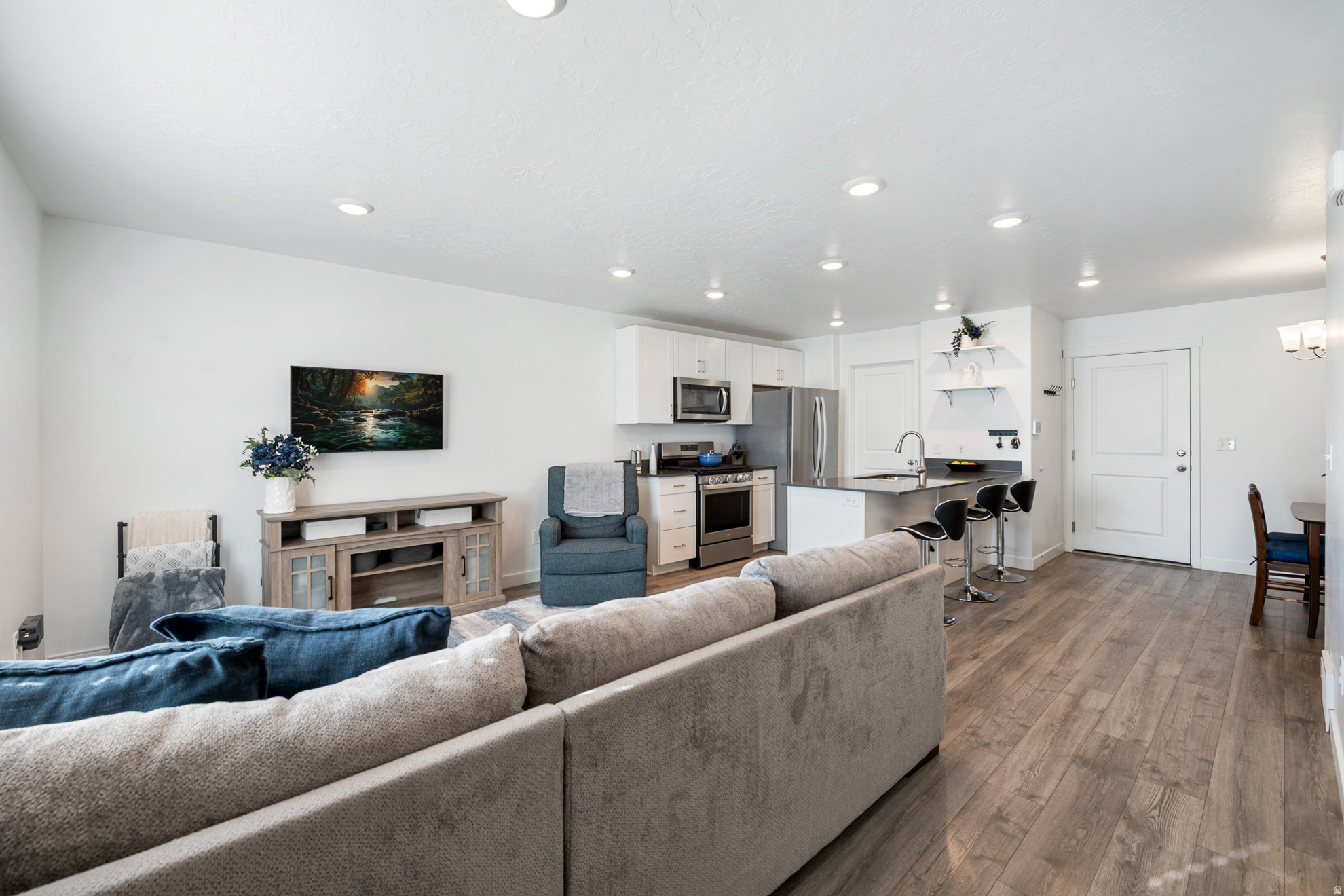 COLD SPRING RANCH - Residential