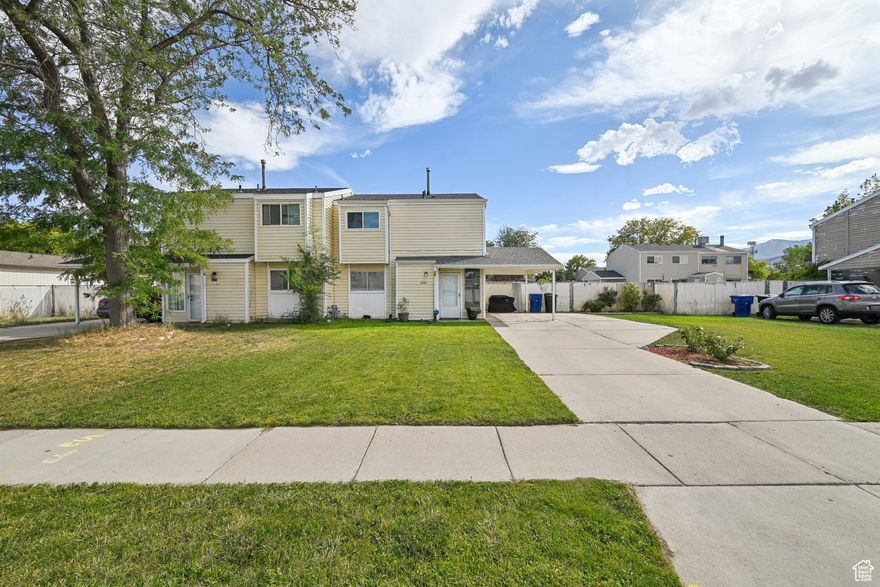 This delightful move-in ready home offers inviting, lush open green space and a relaxing back patio, perfect for enjoying time outdoors. Newer roof, furnace, central air, and water heater!  Inside, you'll find granite countertops, an updated bathroom, and fresh paint. Conveniently located near freeways, commuting is a breeze while still enjoying a welcoming neighborhood feel.