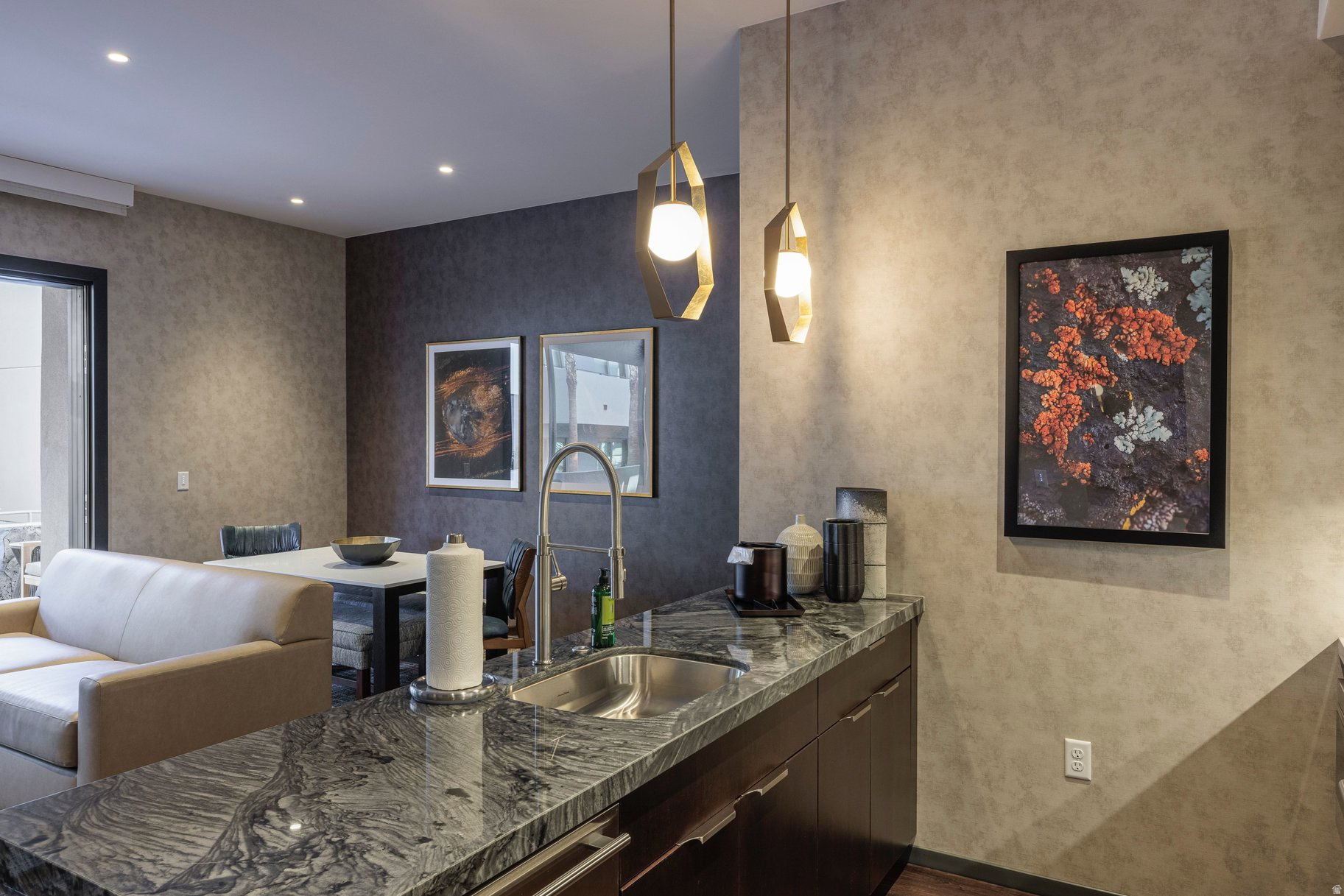 BLACK DESERT VILLAGES - Residential