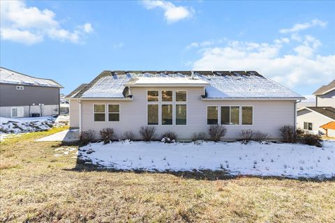 Tiny photo for 889 E 600 N, Hyde Park, UT 84318 (MLS # 2135701)
