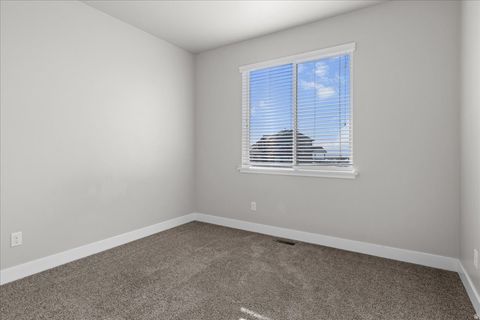 Tiny photo for 889 E 600 N, Hyde Park, UT 84318 (MLS # 2135701)