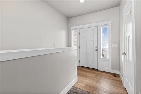 Tiny photo for 889 E 600 N, Hyde Park, UT 84318 (MLS # 2135701)