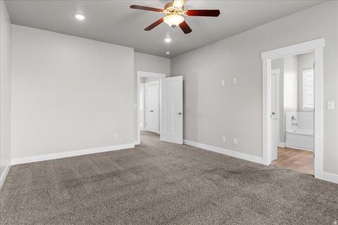 Tiny photo for 889 E 600 N, Hyde Park, UT 84318 (MLS # 2135701)