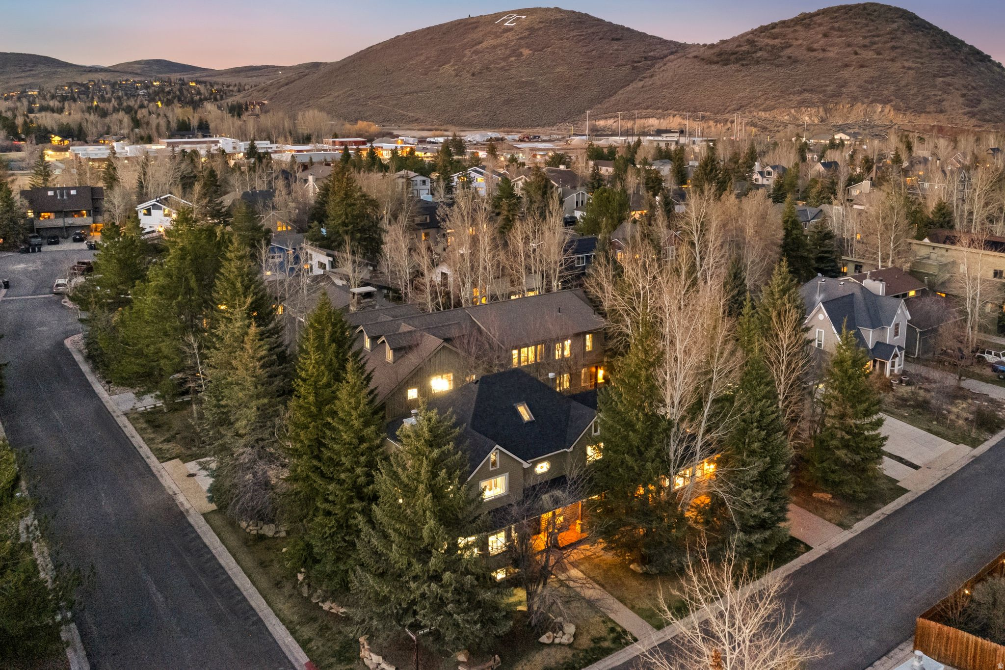 PROSPECTOR VILLAGE - Residential