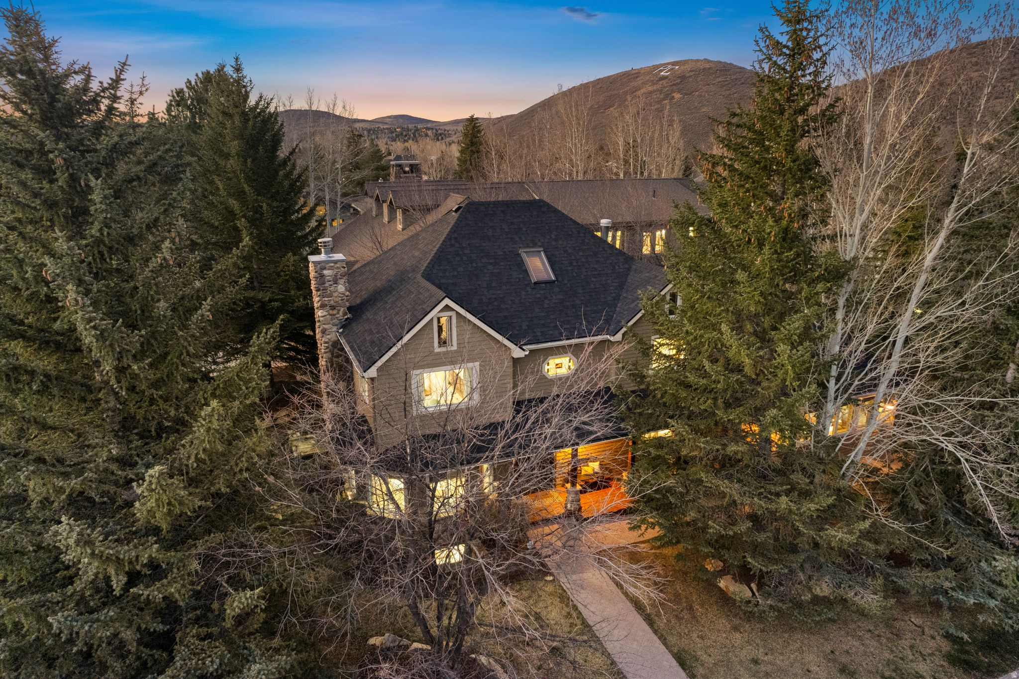 PROSPECTOR VILLAGE - Residential