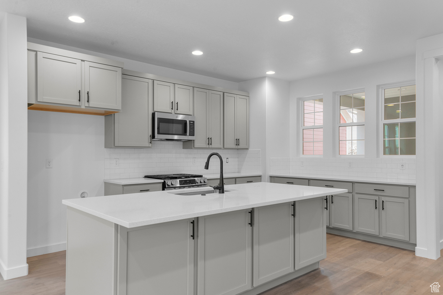 DAYBREAK CASCADES 404 - Residential