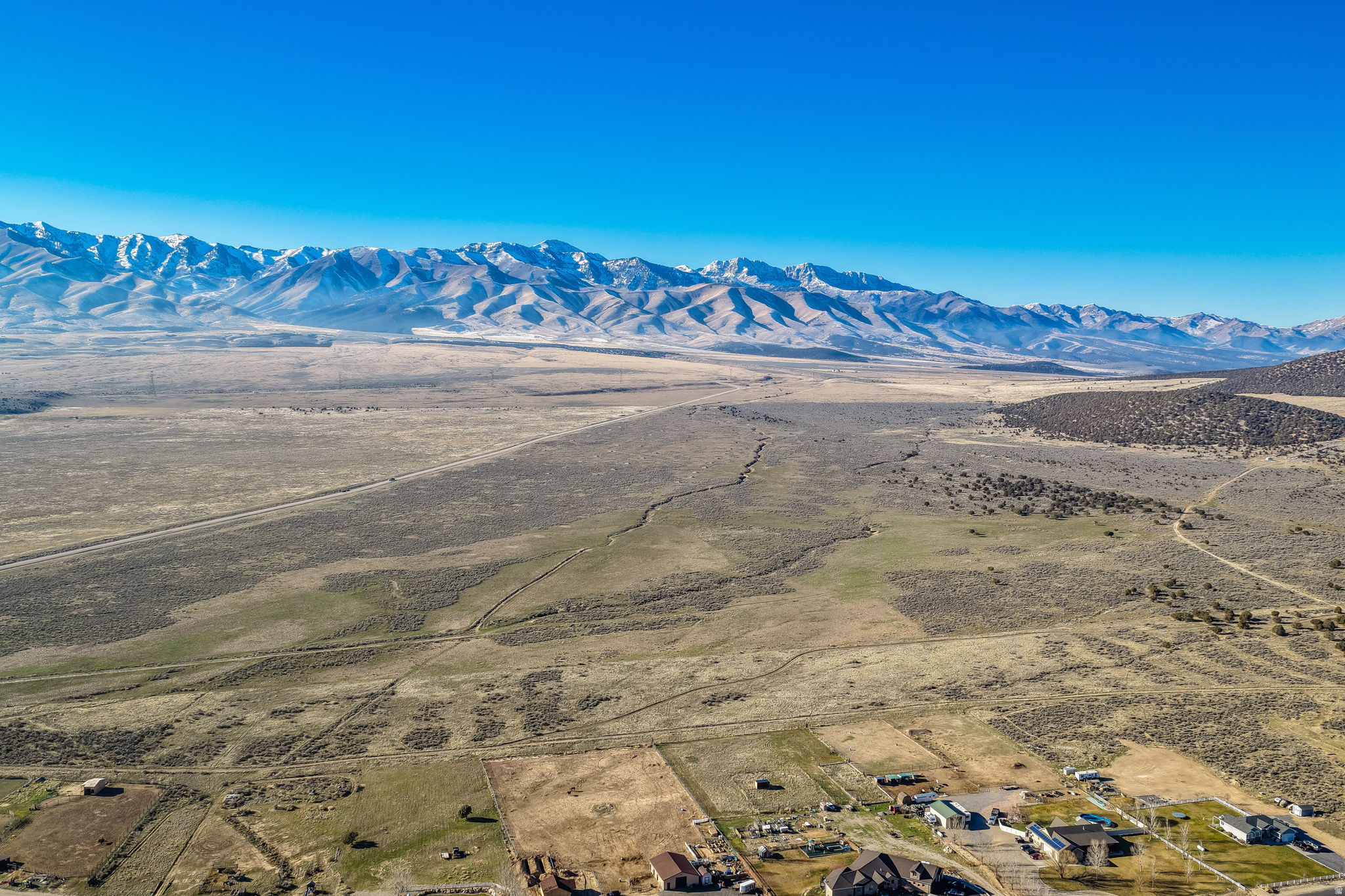 SOUTH RIM WEST - Land