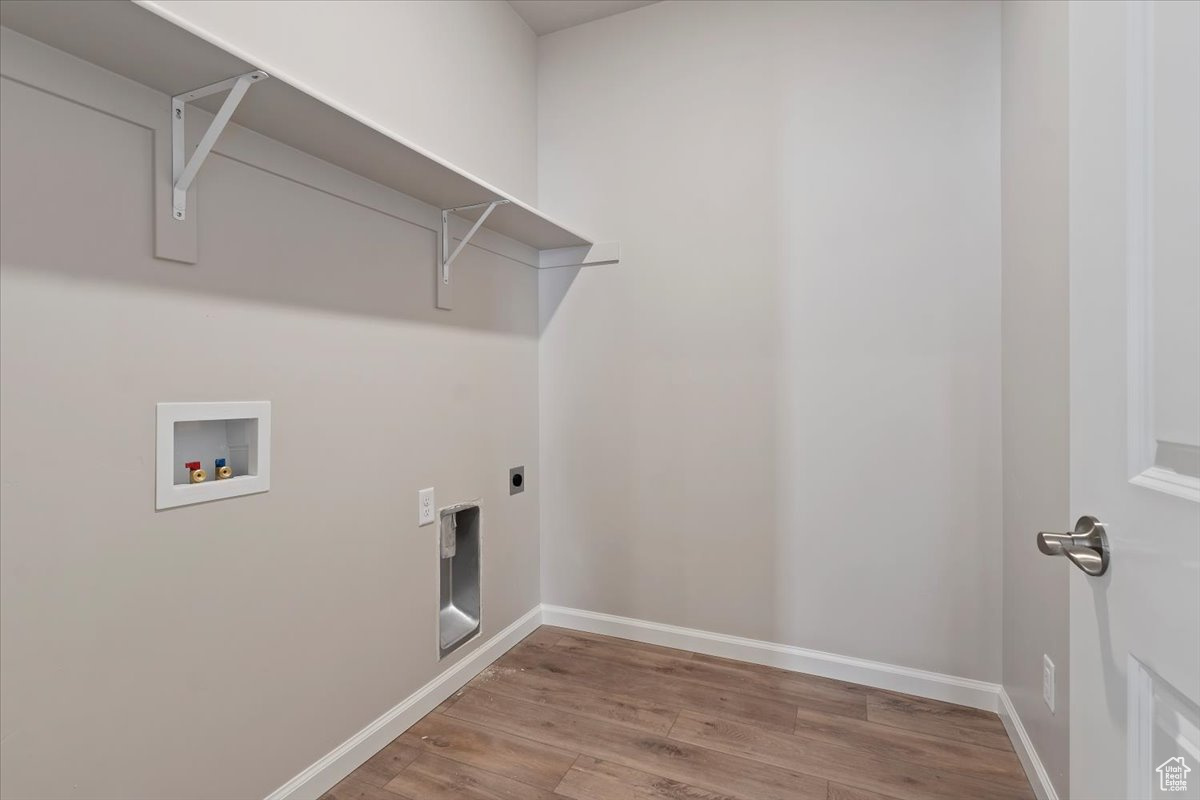 DAYBREAK - Residential