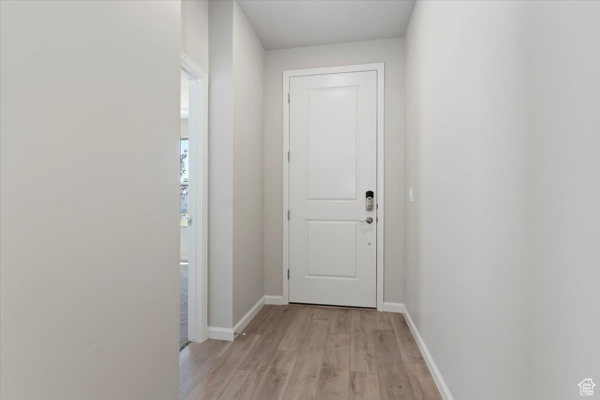 DAYBREAK - Residential