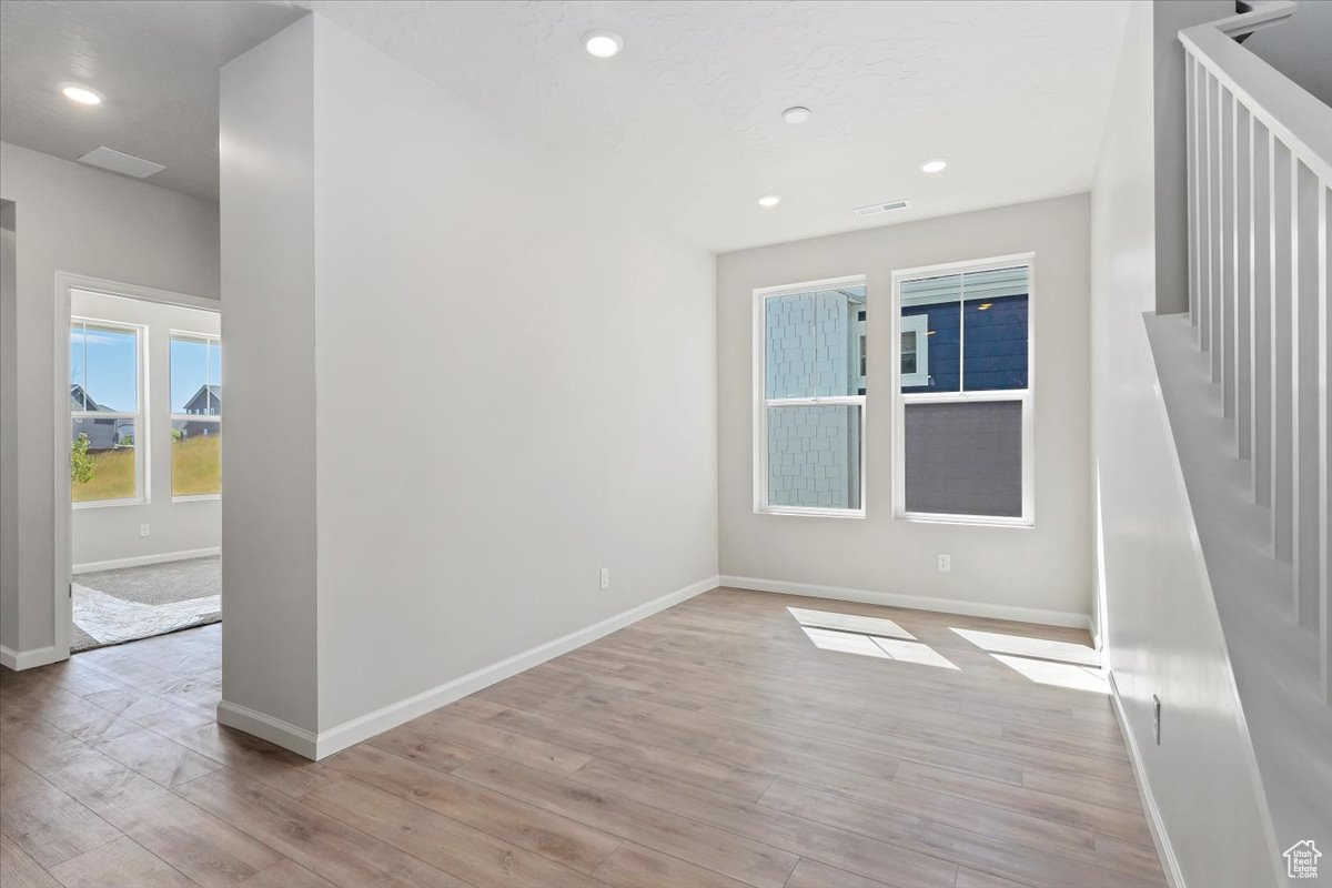 DAYBREAK - Residential