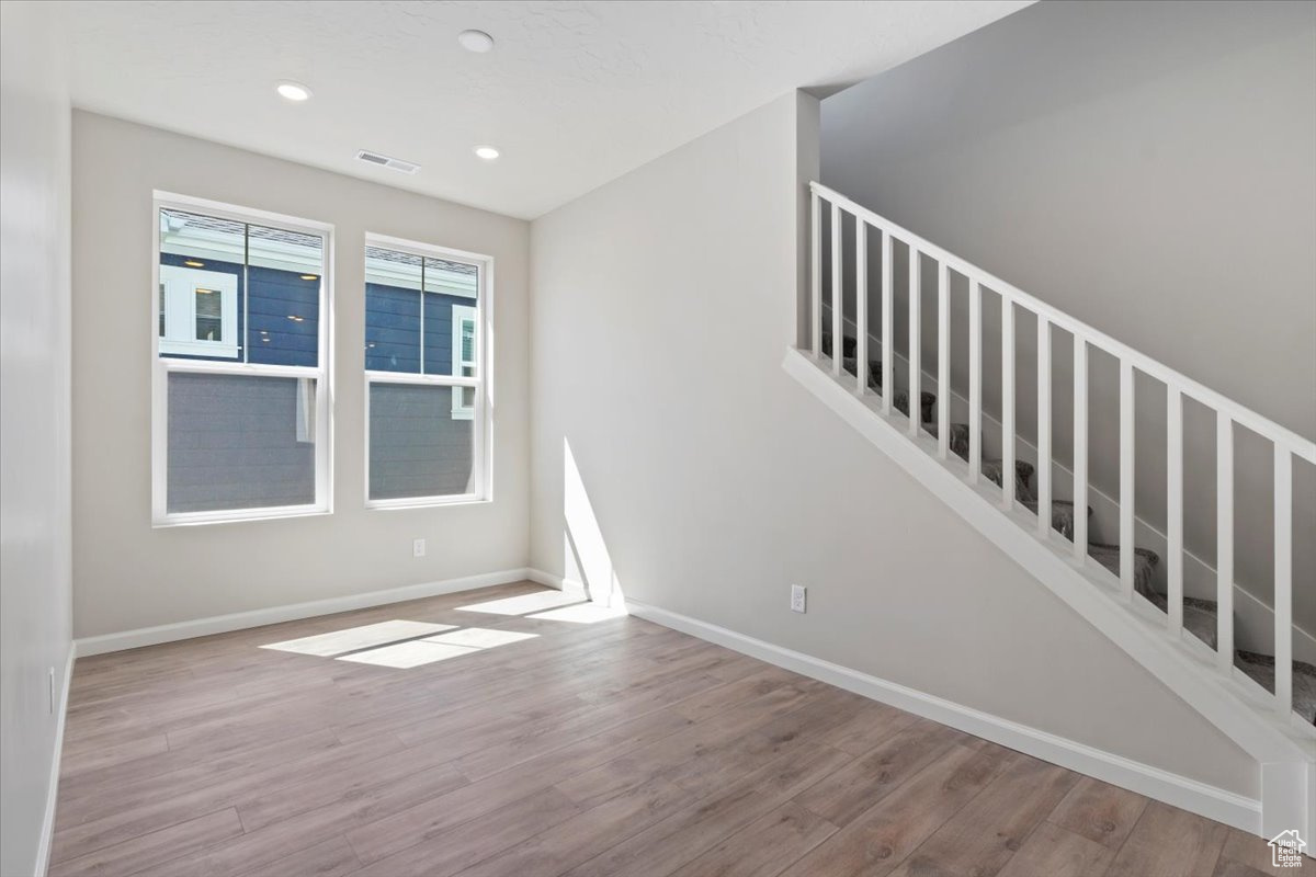 DAYBREAK - Residential