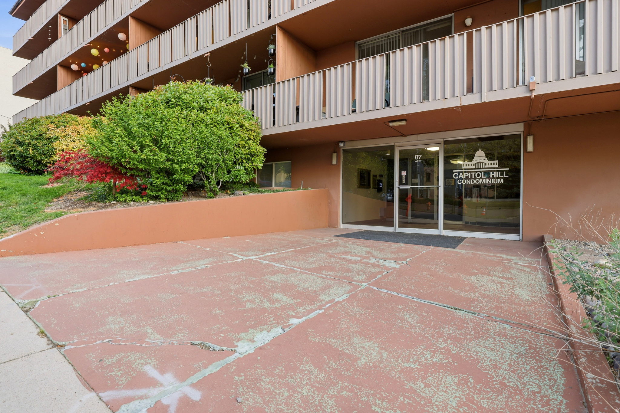 CAPITOL - Residential