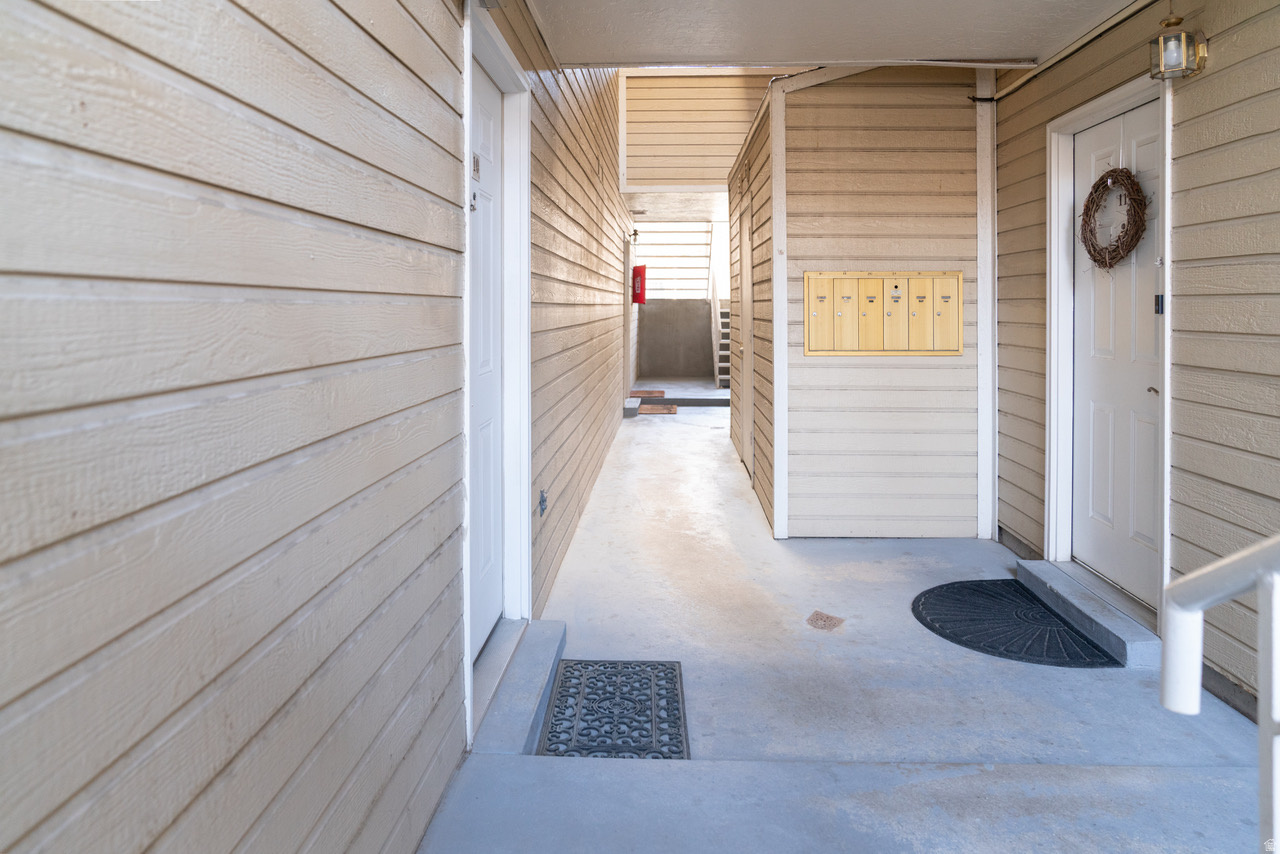 WATERSIDE - Residential