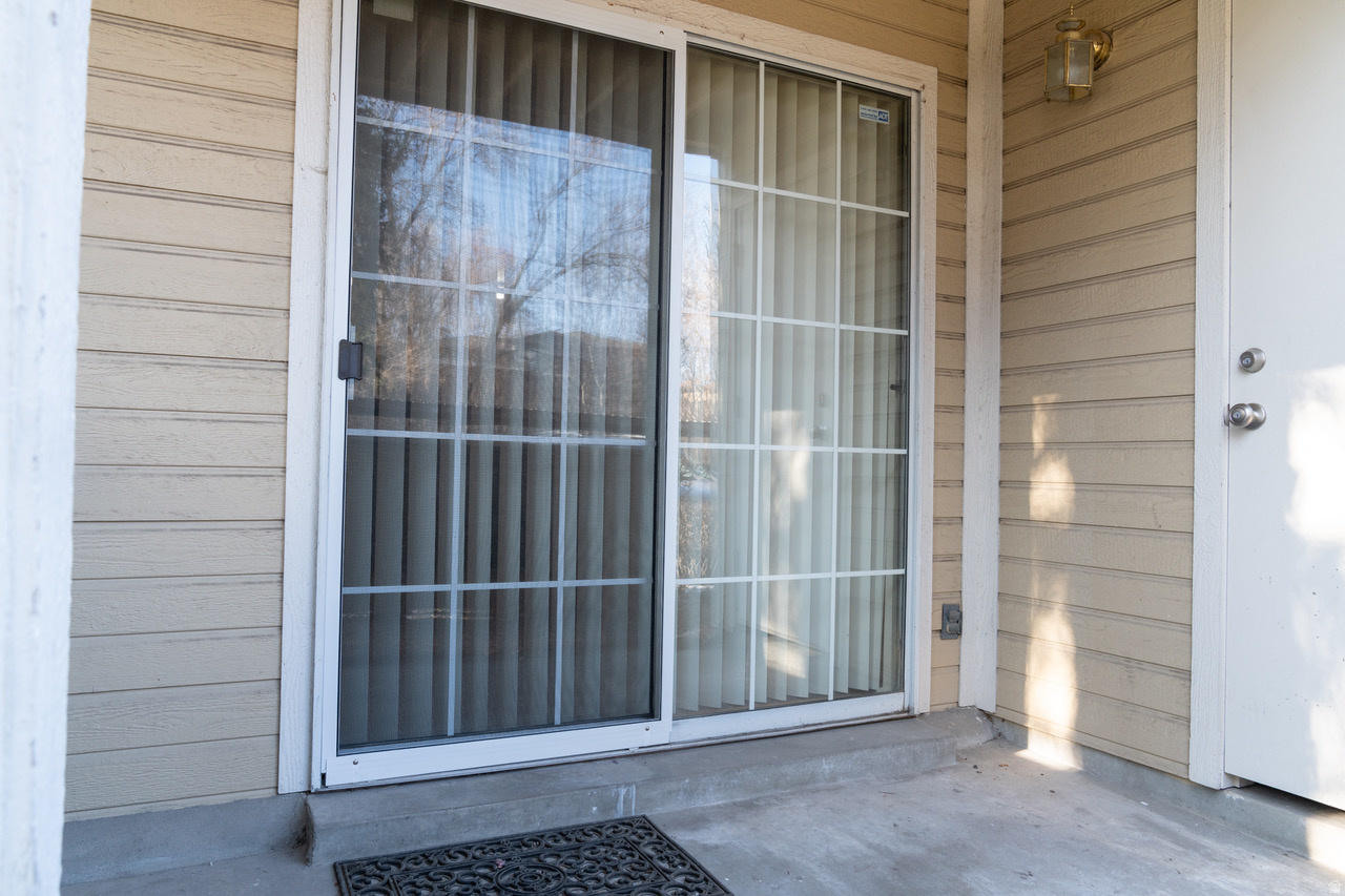 WATERSIDE - Residential