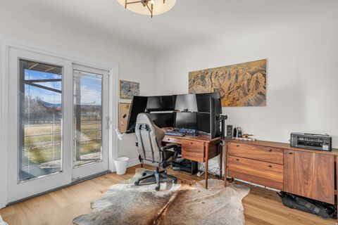 Tiny photo for 265 E 13275 S, Draper, UT 84020 (MLS # 2139838)
