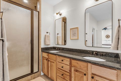 Tiny photo for 265 E 13275 S, Draper, UT 84020 (MLS # 2139838)