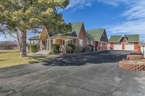 Photo of 265 E 13275 S, Draper, UT 84020 (MLS # 2139838)