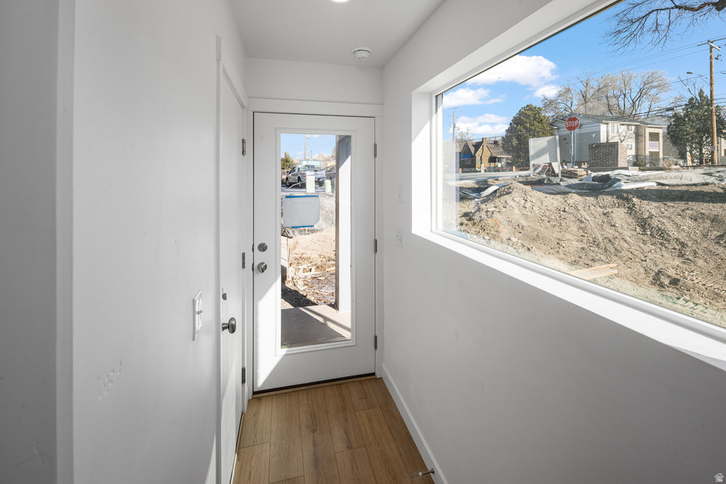 AXIS TOWNHOMES - Residential