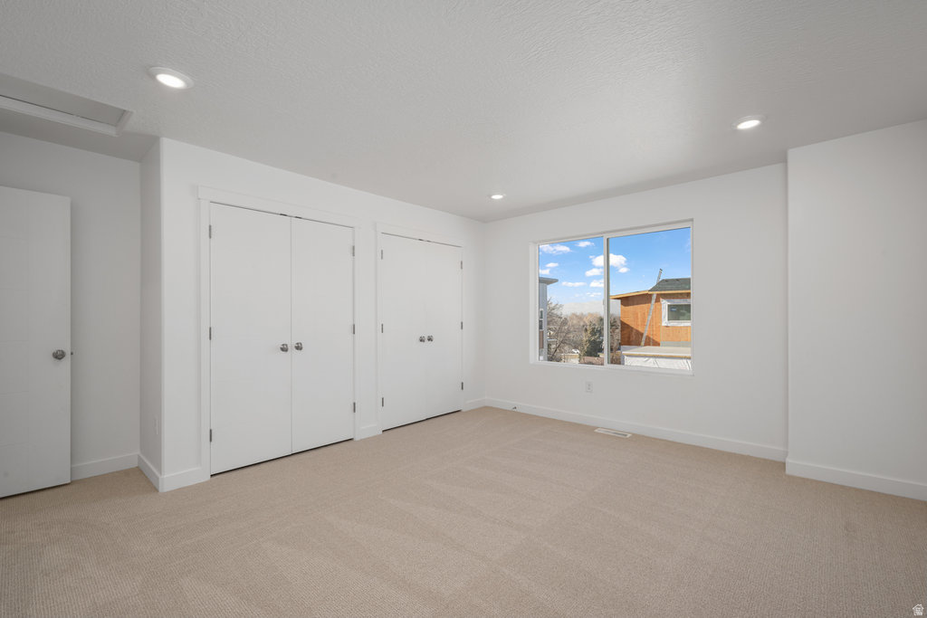 AXIS TOWNHOMES - Residential