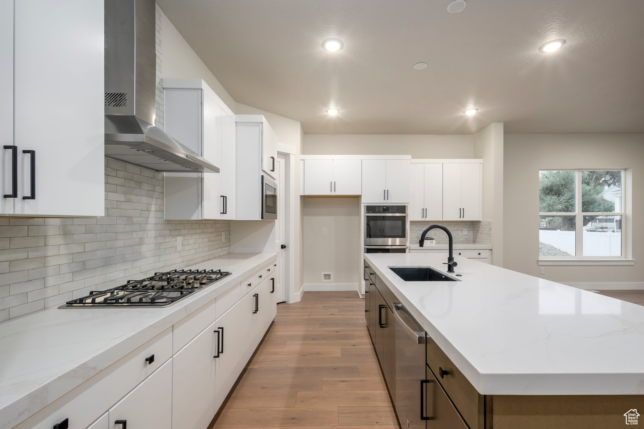 EVANS PARK - Residential