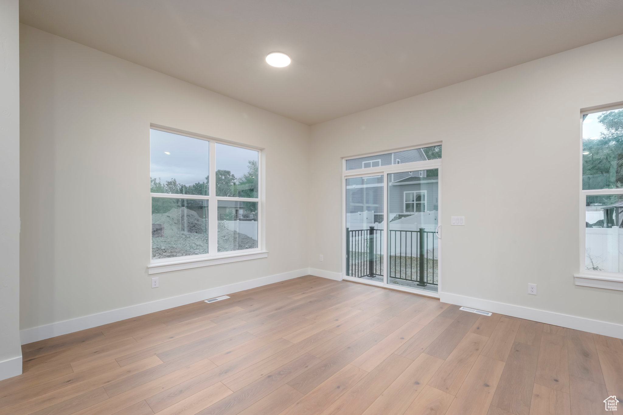 EVANS PARK - Residential