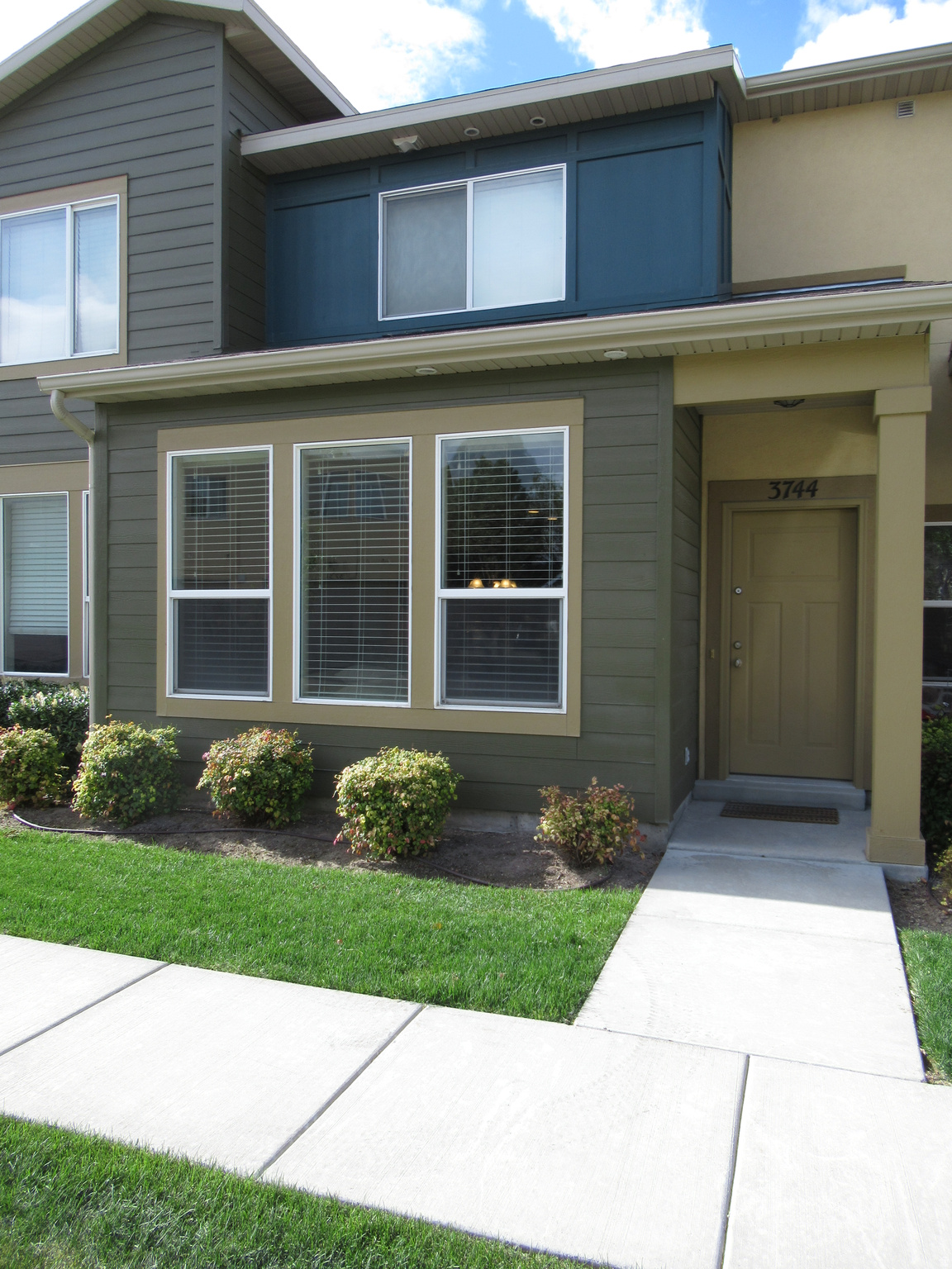 SUMMERLANE - Residential