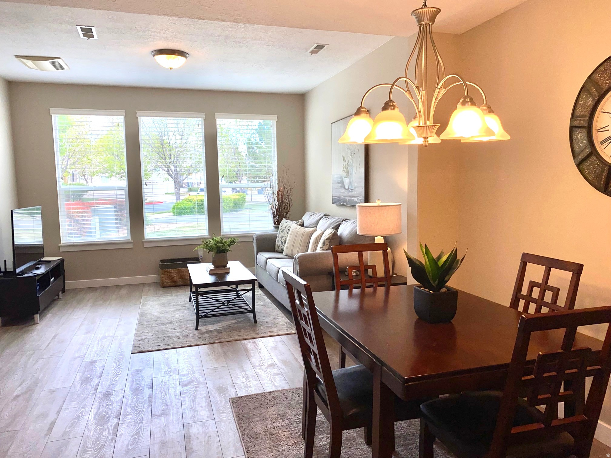 SUMMERLANE - Residential