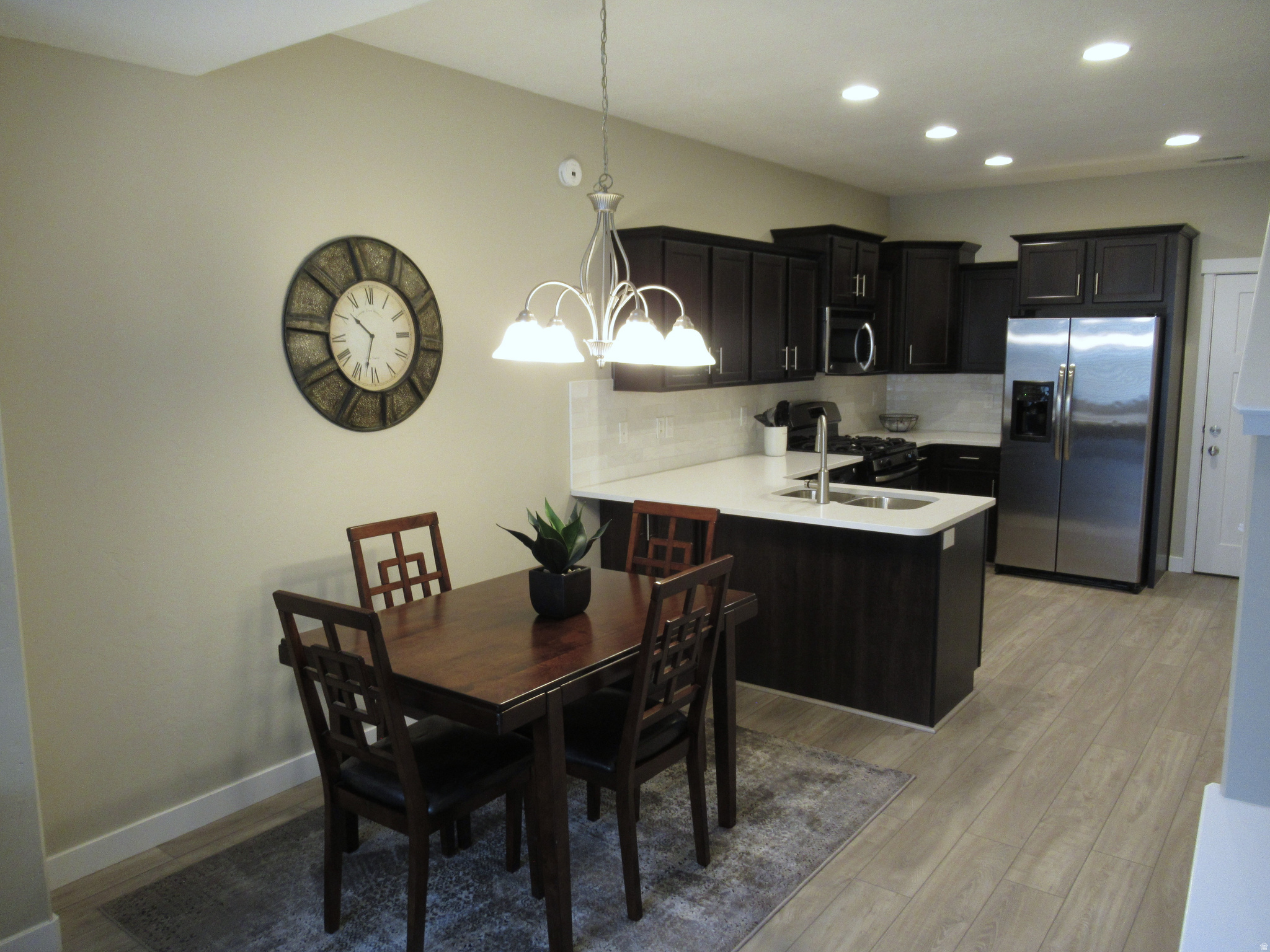 SUMMERLANE - Residential