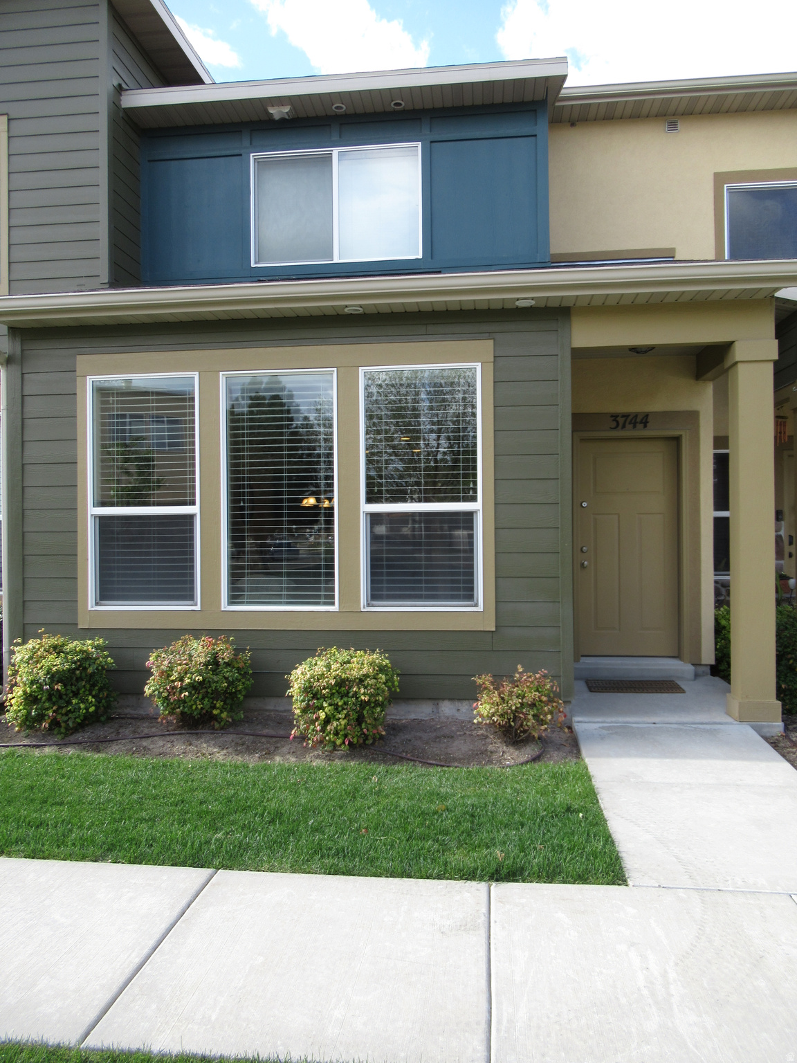 SUMMERLANE - Residential