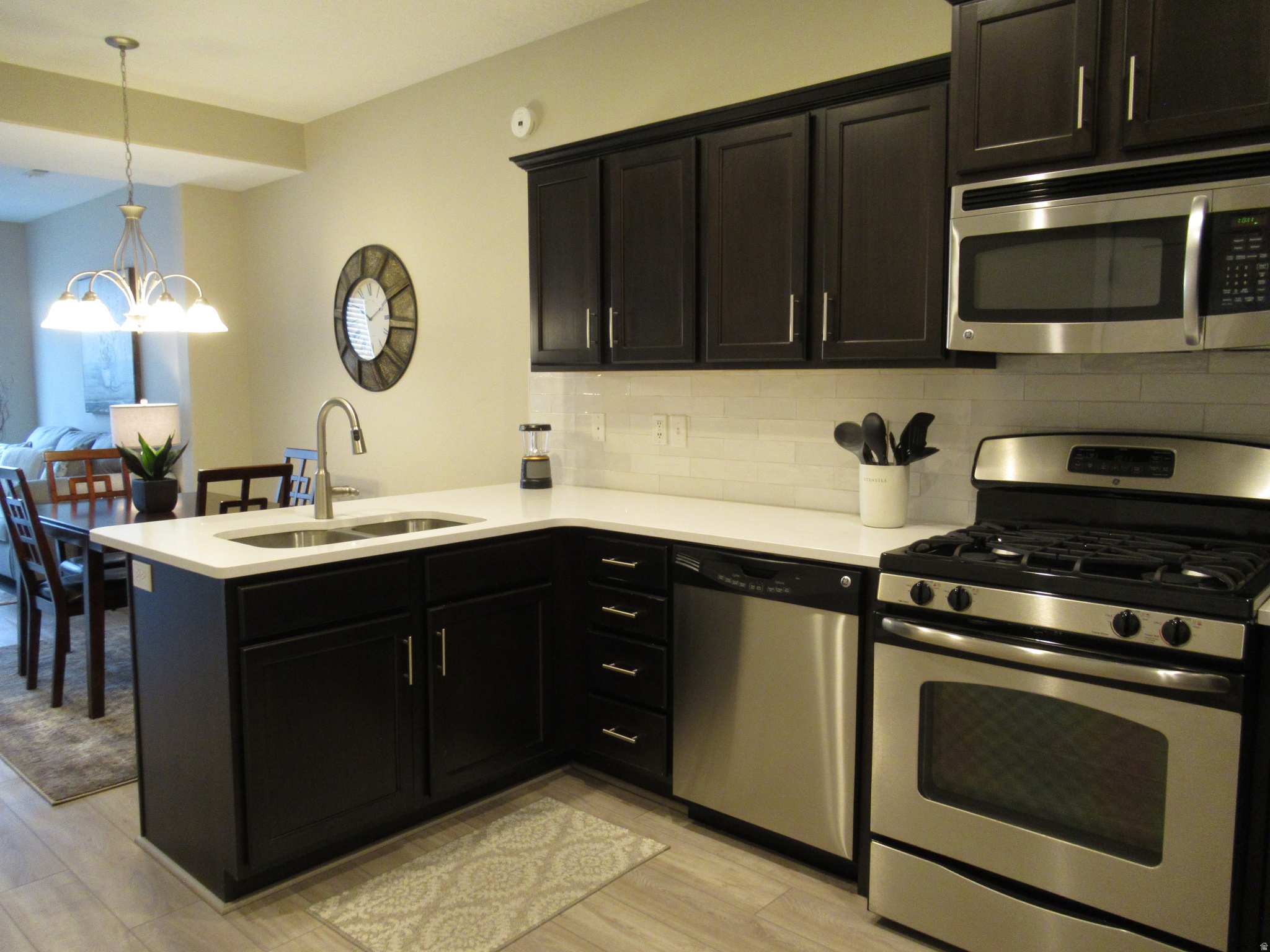 SUMMERLANE - Residential