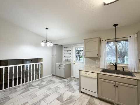 Tiny photo for 2733 N 850 E, North Ogden, UT 84414 (MLS # 2155562)
