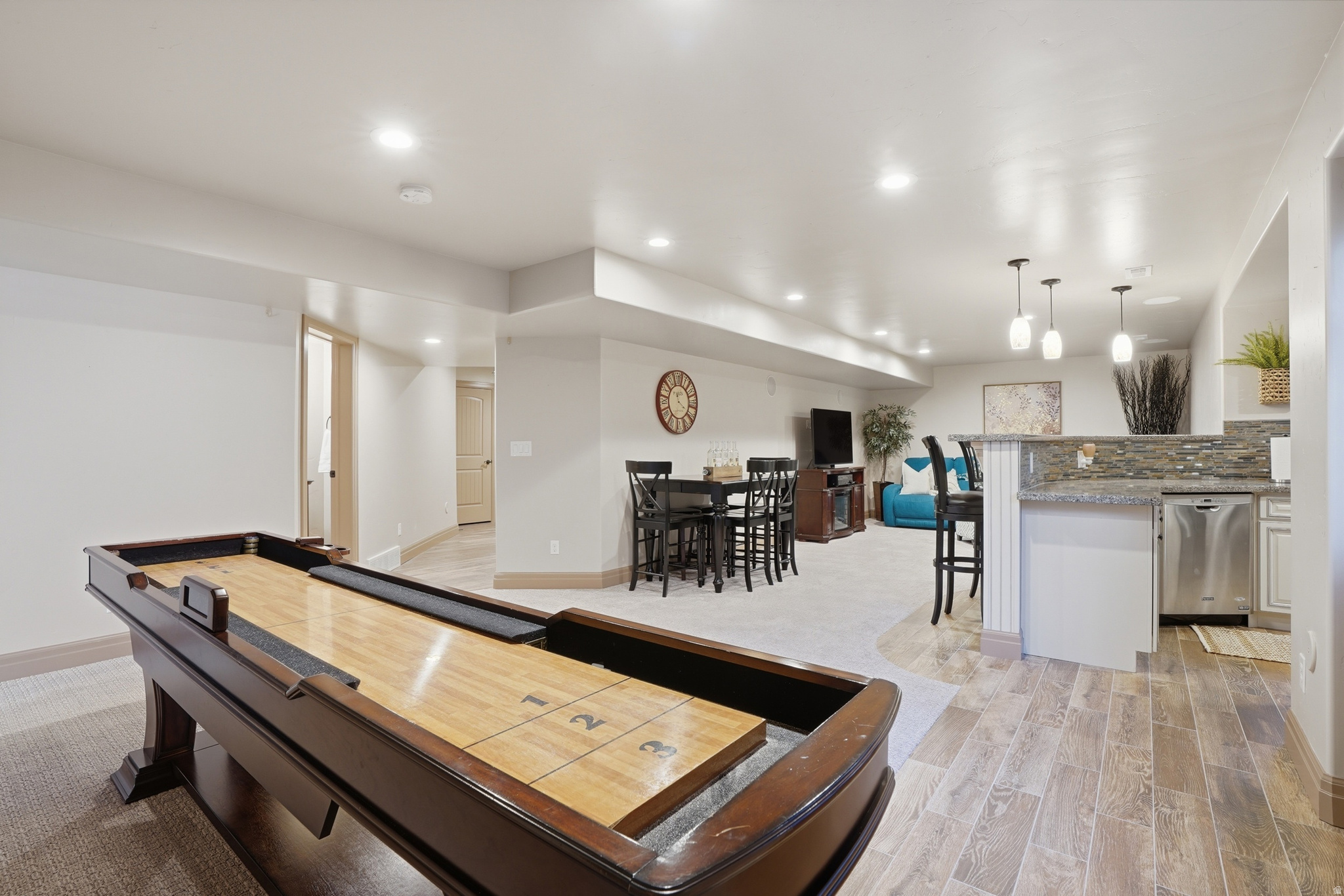 LUCAS MEADOWS - Residential