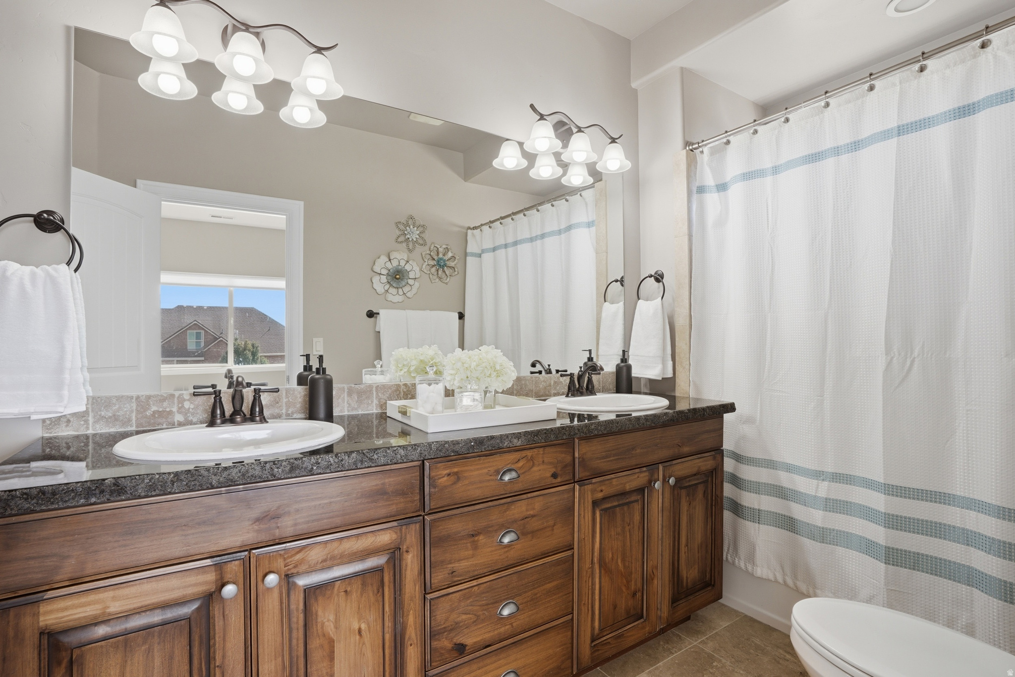 LUCAS MEADOWS - Residential