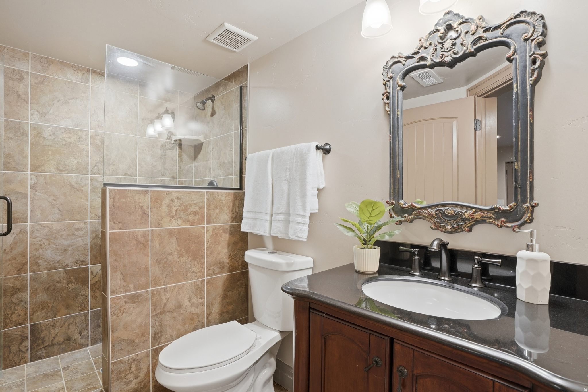 LUCAS MEADOWS - Residential