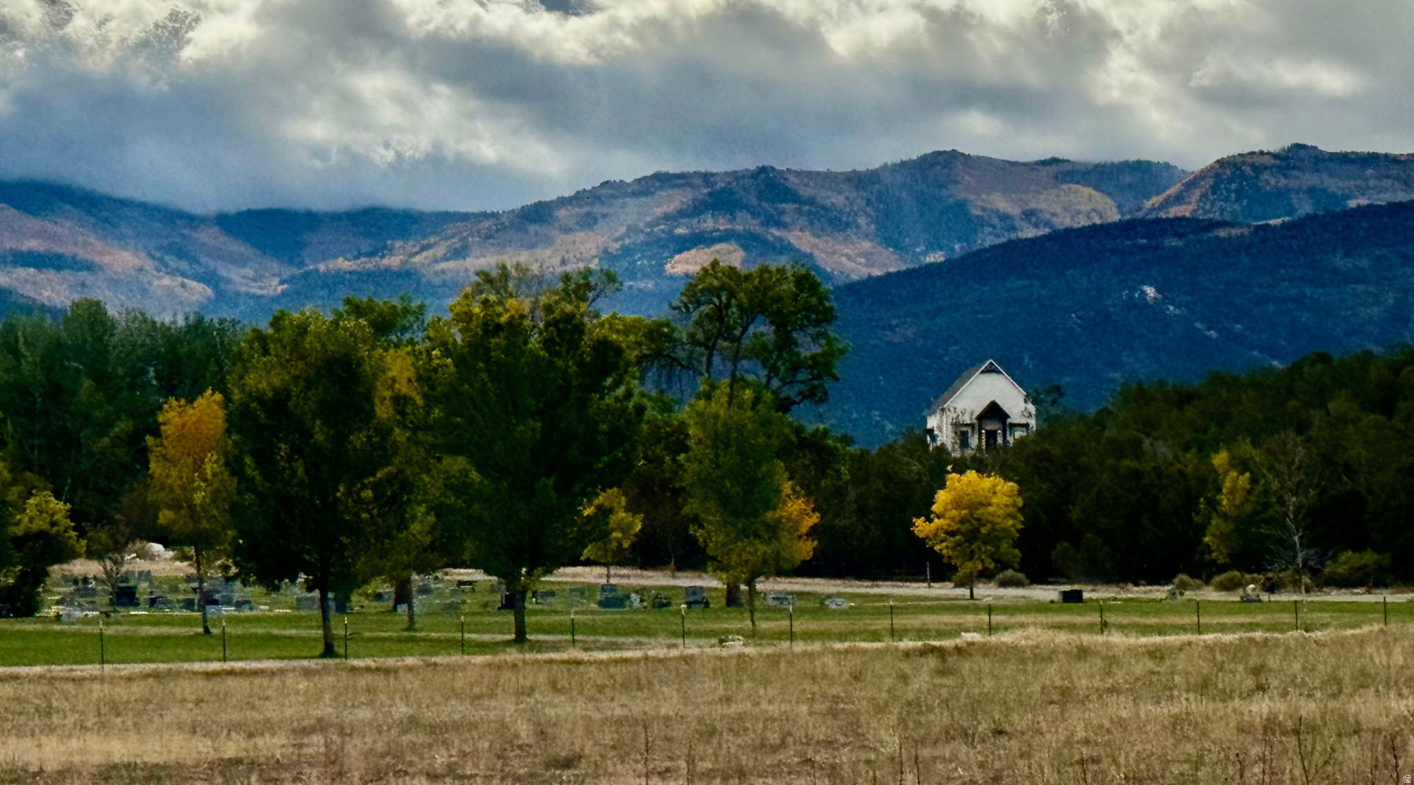 SALEM HOLLOW - Residential