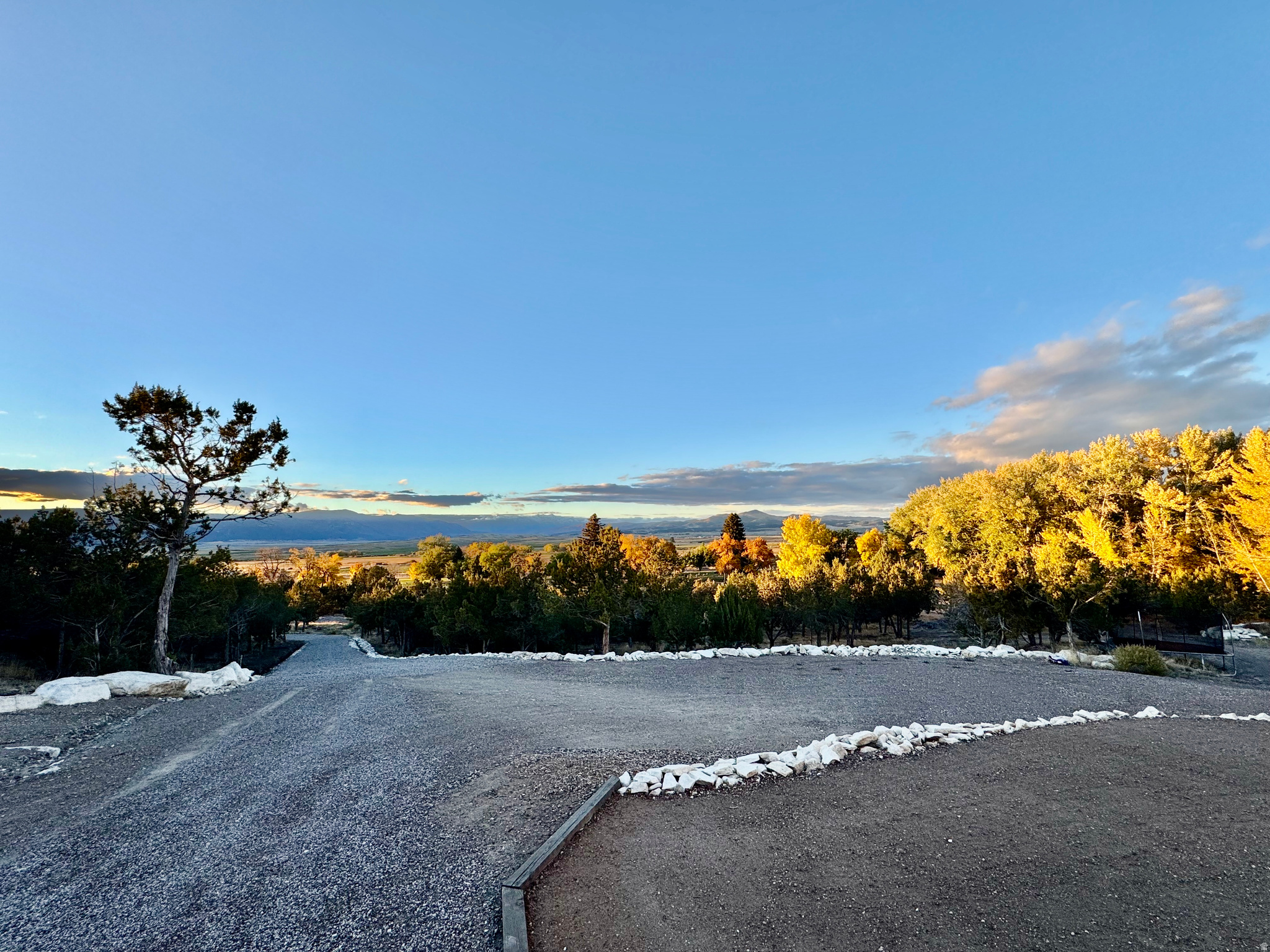 SALEM HOLLOW - Residential