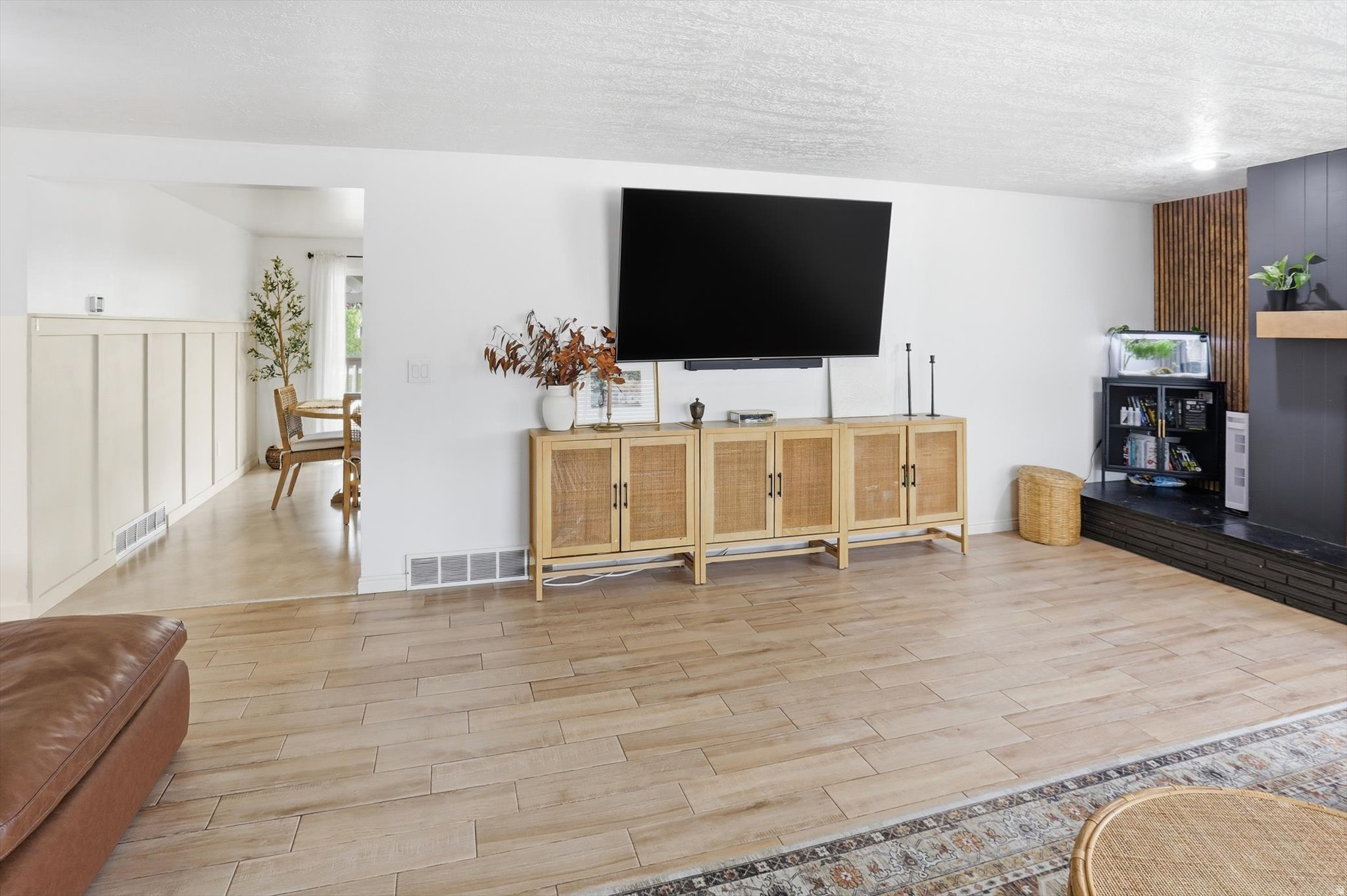 THOMPSON GARDEN SUBD - Residential