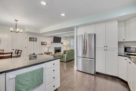 Tiny photo for 1014 CREEKSIDE DR, Ogden, UT 84404 (MLS # 2138337)