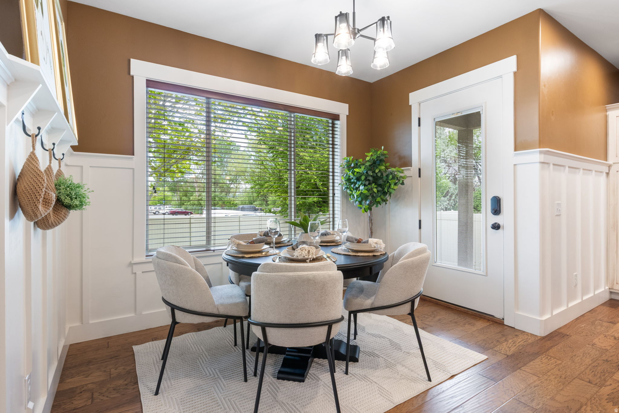 WILD HORSE - Residential