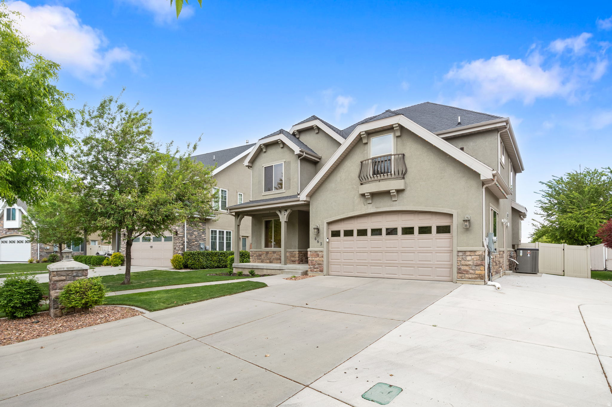 WILD HORSE - Residential