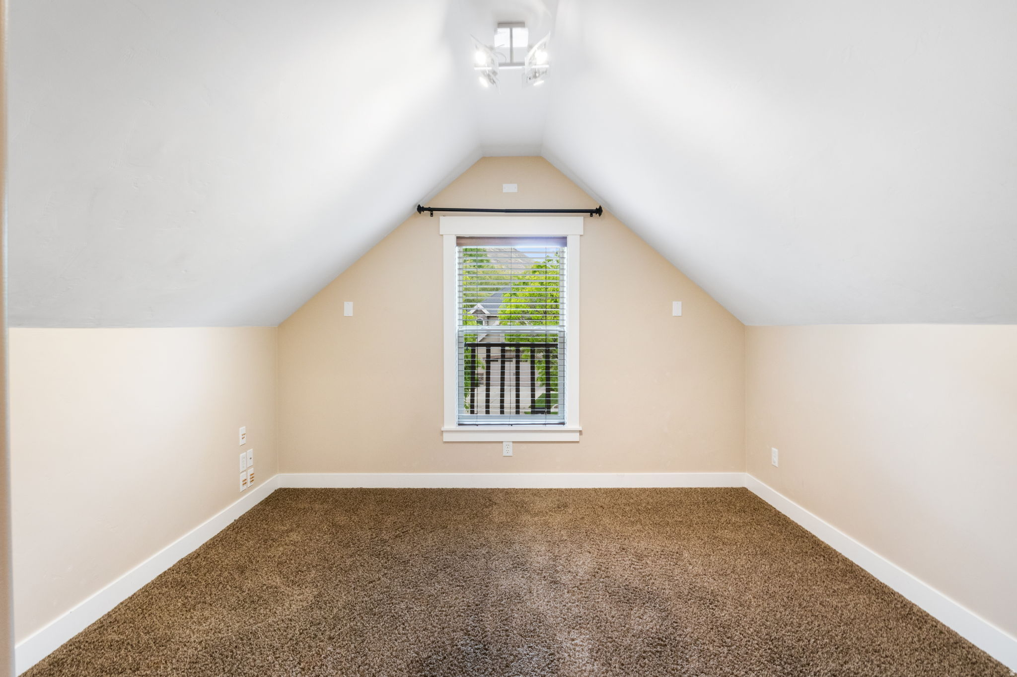 WILD HORSE - Residential