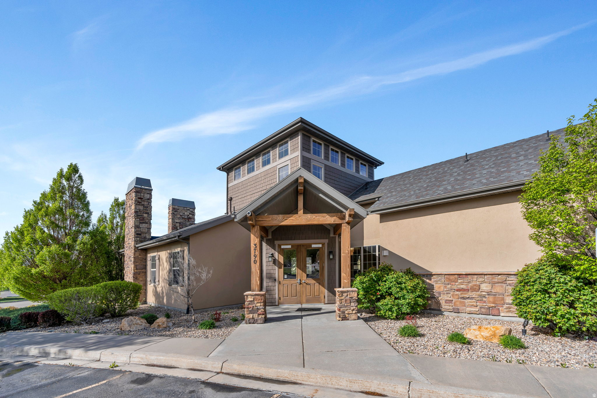 THANKSGIVING MEADOWS - Residential