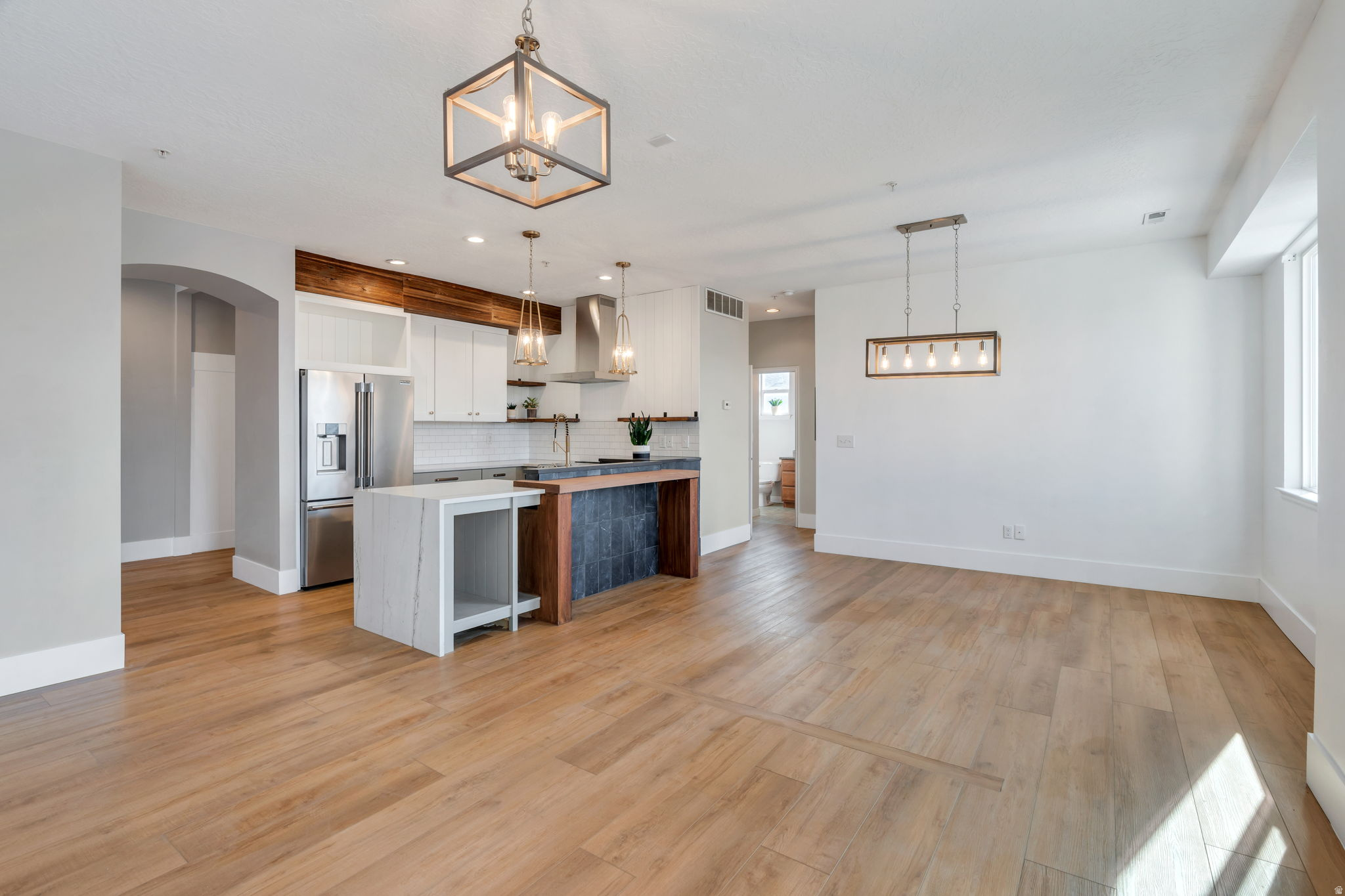 THANKSGIVING MEADOWS - Residential