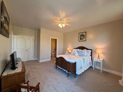 Tiny photo for 2368 S 825 W, Syracuse, UT 84075 (MLS # 2158620)