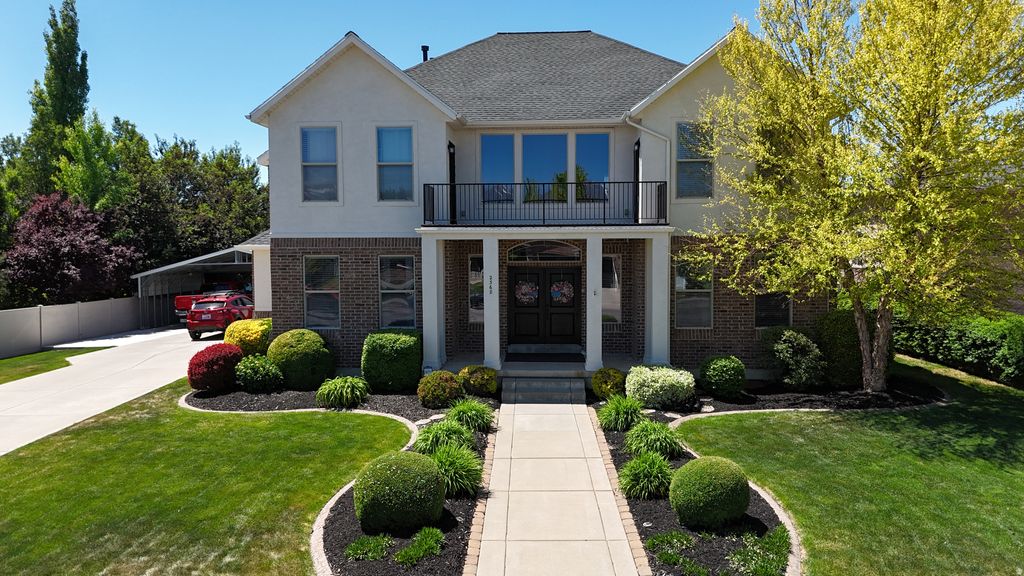 Photo of 2368 S 825 W, Syracuse, UT 84075 (MLS # 2158620)