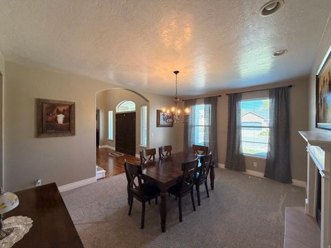 Tiny photo for 2368 S 825 W, Syracuse, UT 84075 (MLS # 2158620)