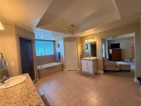 Tiny photo for 2368 S 825 W, Syracuse, UT 84075 (MLS # 2158620)
