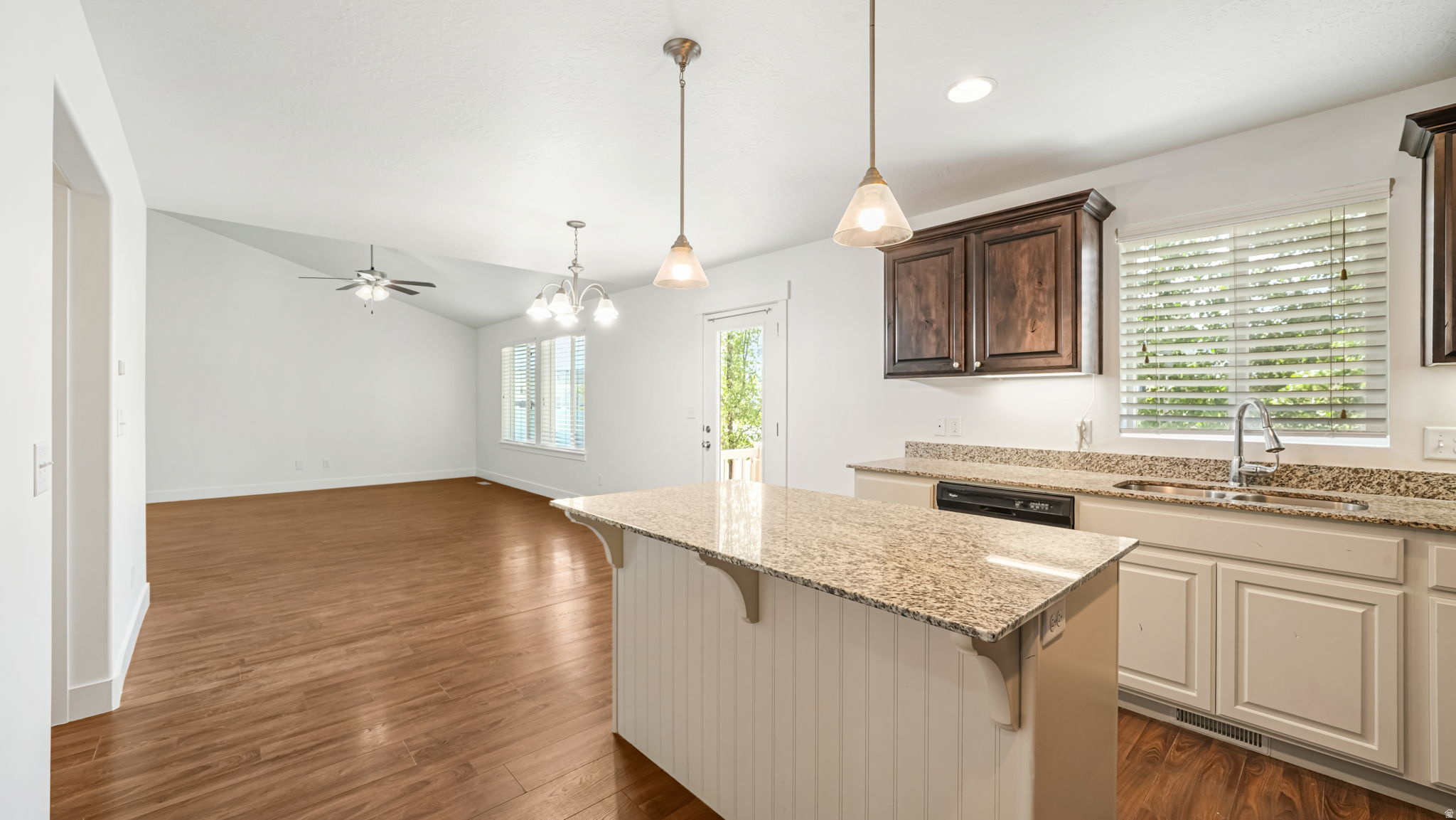 RANCH LANDING COTTAGES - Residential