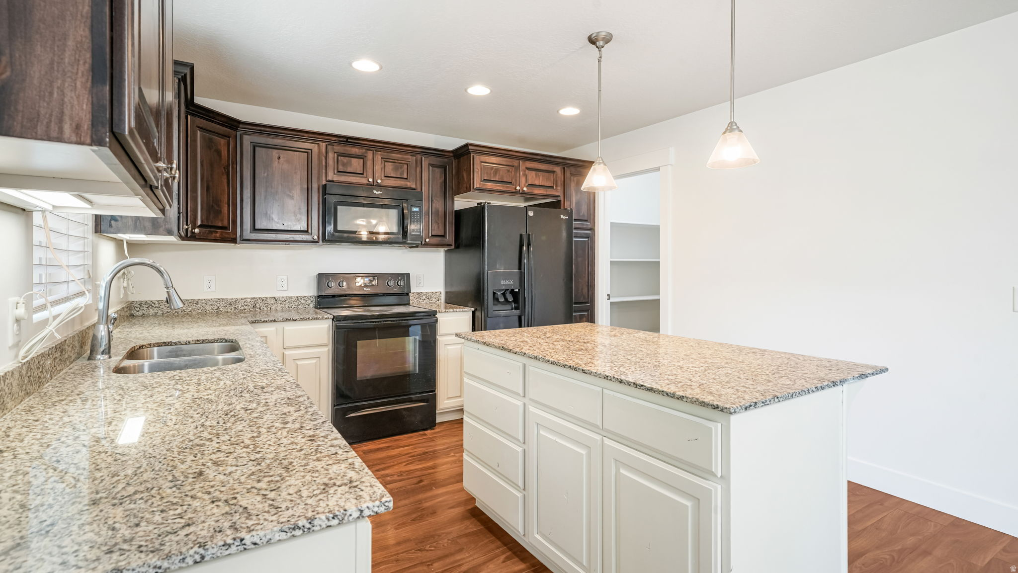 RANCH LANDING COTTAGES - Residential